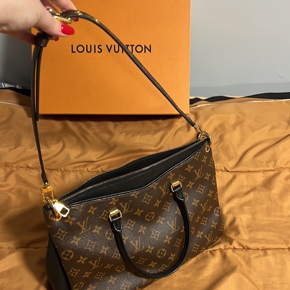 Louis Vuitton Monogram Pallas MM Handbag - Picture 6 of 16